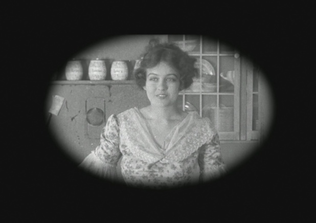 Doris Kenyon dans le film The ocean waif (1916) d'Alice Guy
