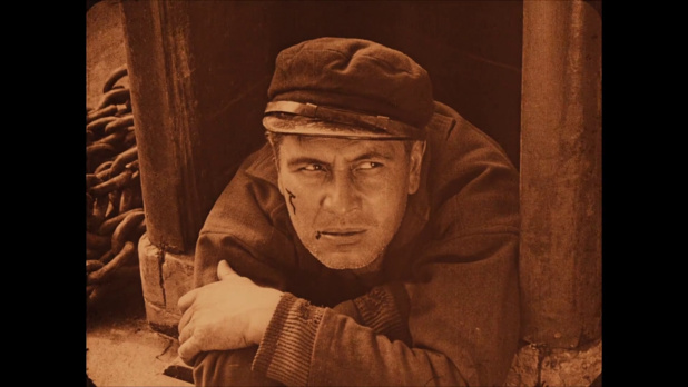 Camille Bert dans le film muet Vent debout (1923) de René Leprince