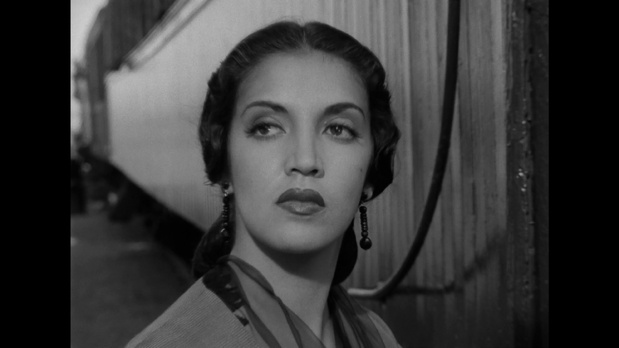 Katy Jurado dans le western High noon (Le train sifflera trois fois, 1952) de Fred Zinnemann