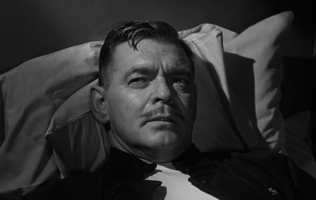 Clark Gable dans Run silent run deep (L'odyssée du sous-marin Nerka, 1958) de Robert Wise