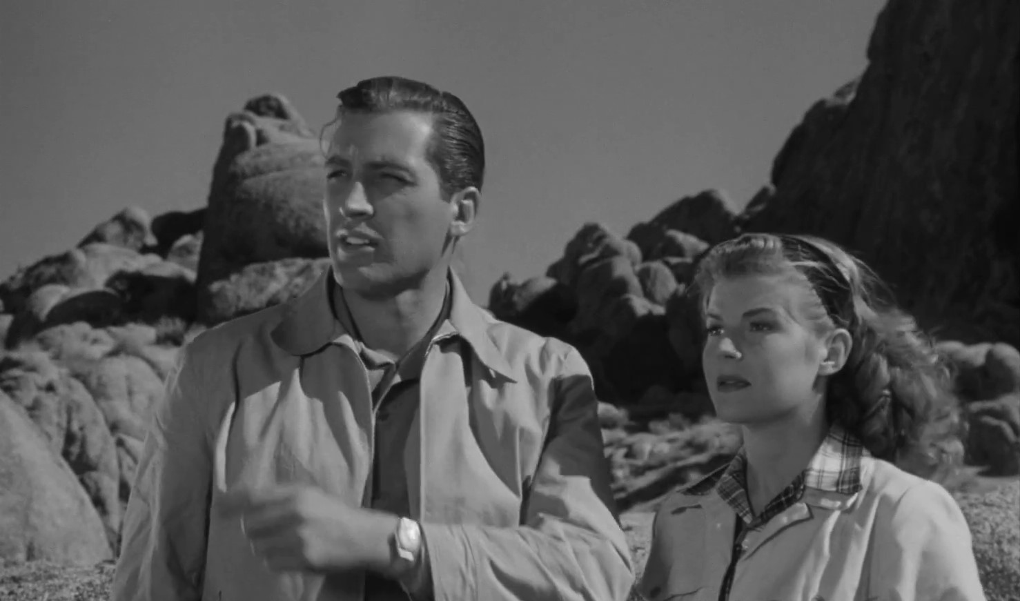 John Hart et Rosemary LaPlanche dans le film Jack Armstrong (1947) de Wallace Fox