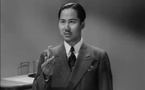 L'acteur Keye Luke dans le film à énigme policière Phantom of Chinatown (1940) de Phil Rosen